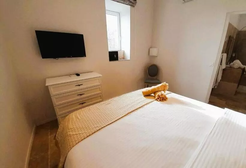 تختخواب و صبحانه Palazzo Pisani Malta Boutique and SPA