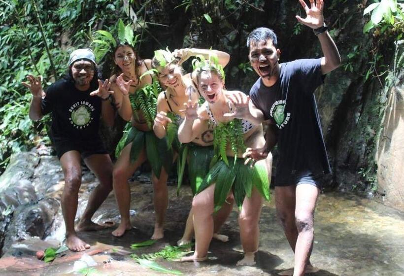 منتجع Gino S Place Guest House & Jungle Trekking