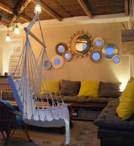 مبيت وإفطار Le Petit Patio