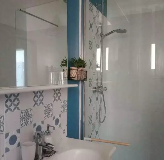 ベッドアンドブレックファースト Le Petit Patio