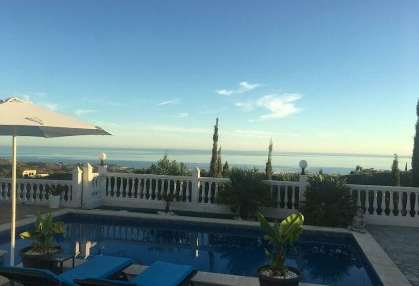مبيت وإفطار Villa Pura Vida Andalusien