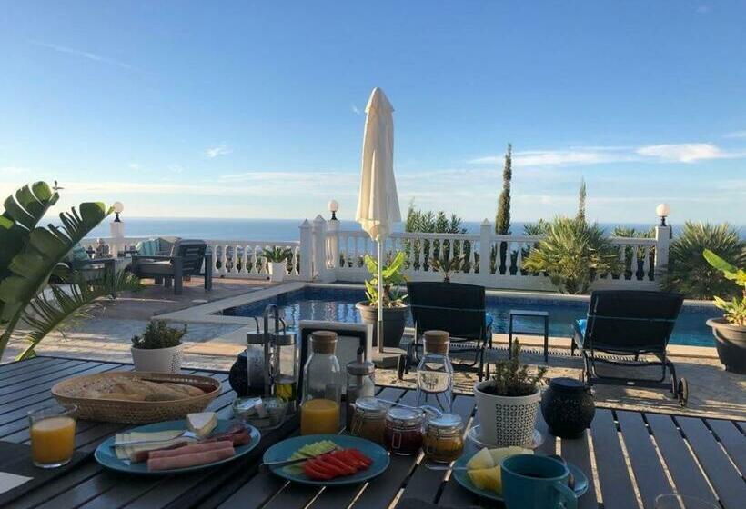 مبيت وإفطار Villa Pura Vida Andalusien