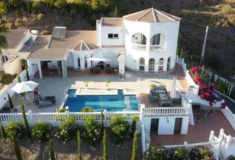 Aamiaismajoitus (B&B) Villa Pura Vida Andalusien