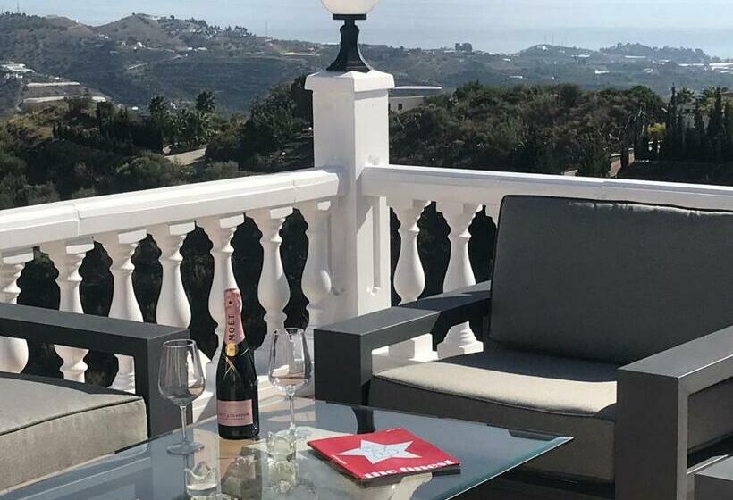 مبيت وإفطار Villa Pura Vida Andalusien