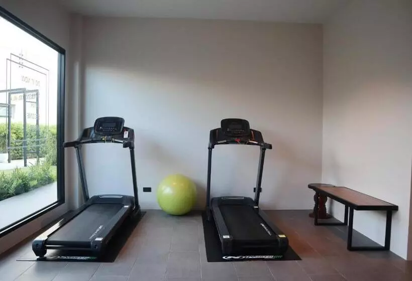 هتل Toledo Pool Villa