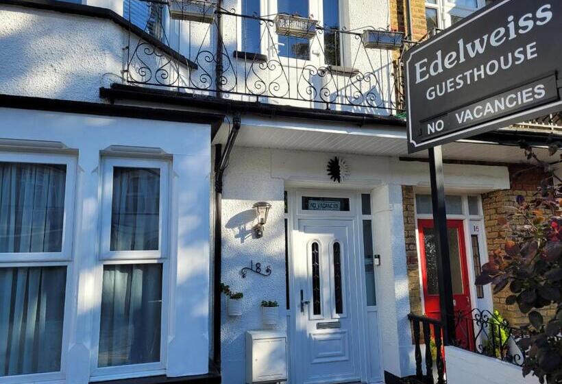 پانسیون Edelweiss Guest House