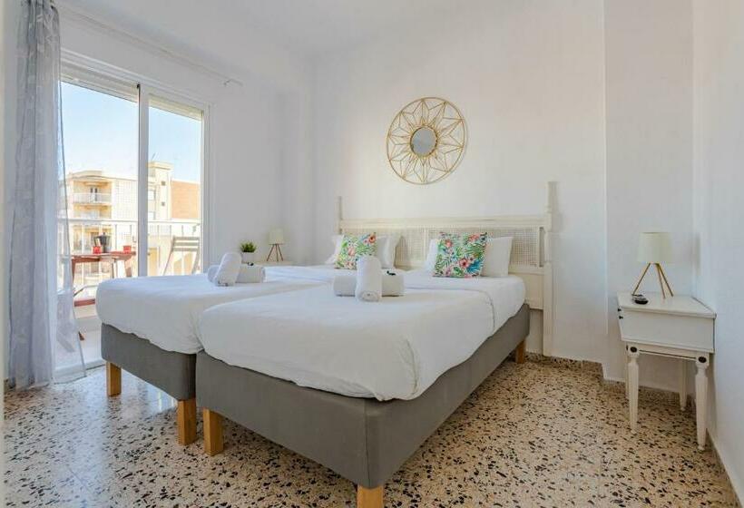 Пансион Hostal El Perelló, Valencia