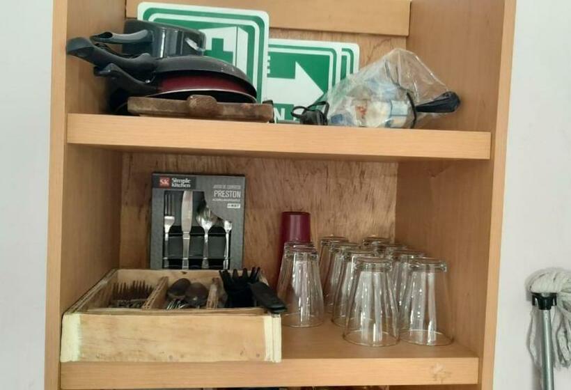 호스텔 Hostal A 10 Min Del Centro De Veracruz