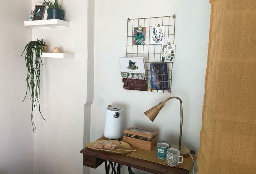 Bed and Breakfast Ardoises Et Agapanthes