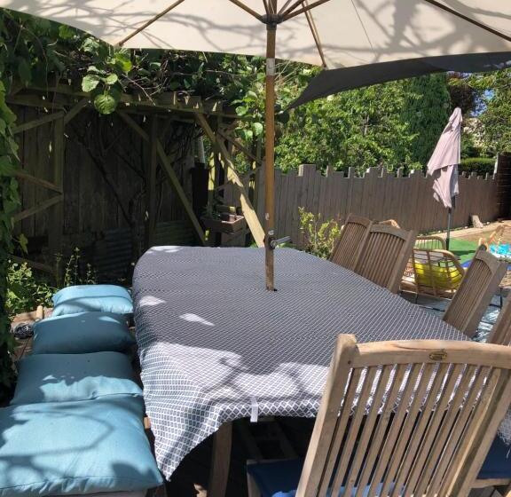 Bed and Breakfast Ardoises Et Agapanthes