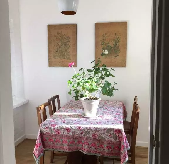 Aamiaismajoitus (B&B) Aroha