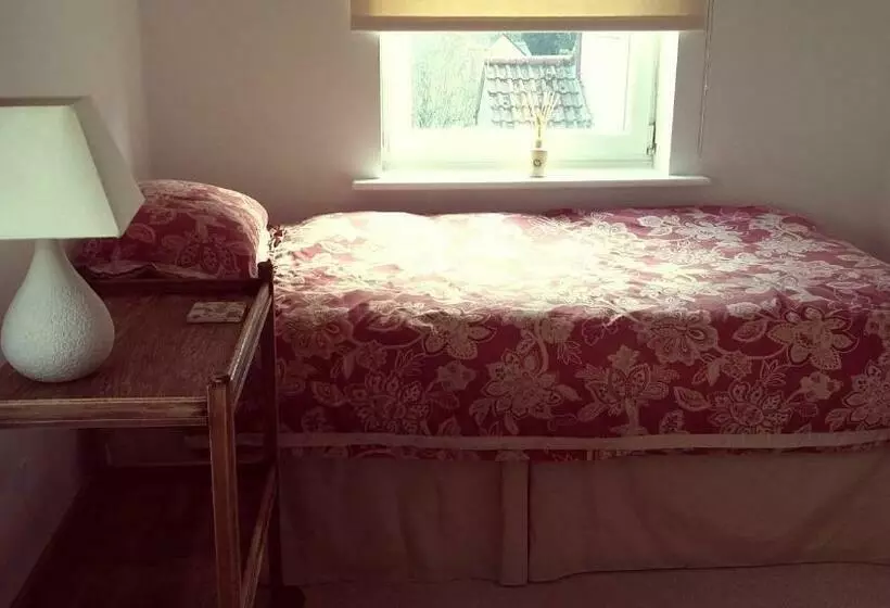Aamiaismajoitus (B&B) Aroha
