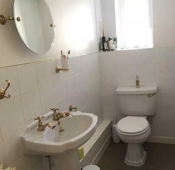 Aamiaismajoitus (B&B) Aroha