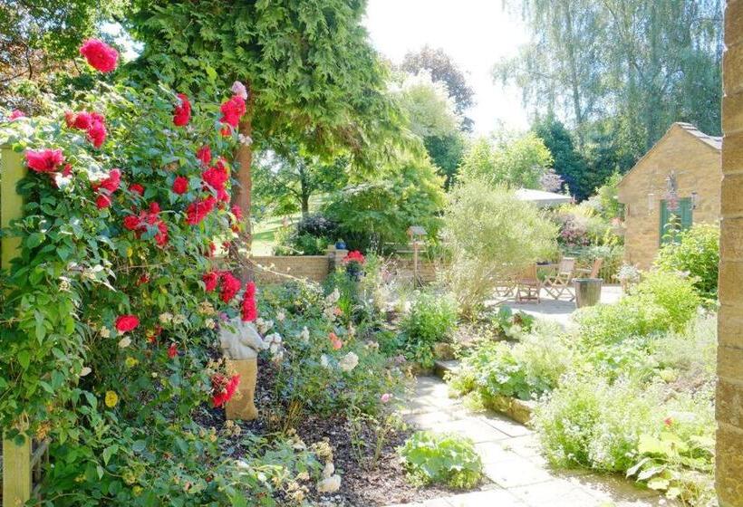 ベッドアンドブレックファースト Bagnell Farm Cottage