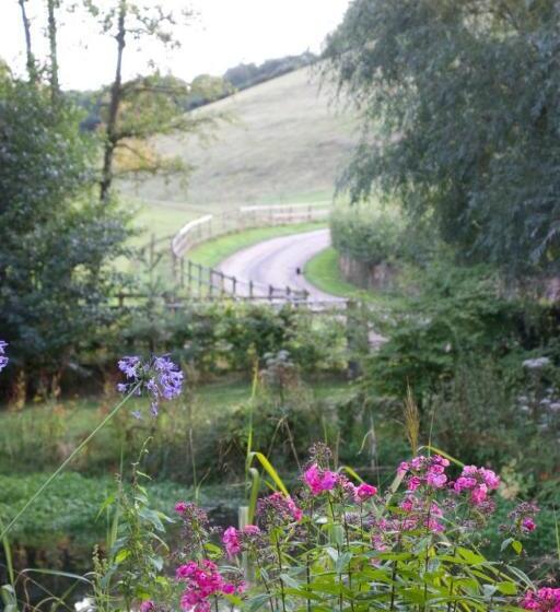 ベッドアンドブレックファースト Bagnell Farm Cottage