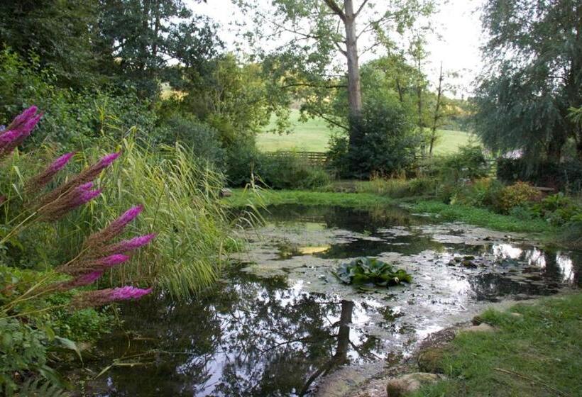 ベッドアンドブレックファースト Bagnell Farm Cottage