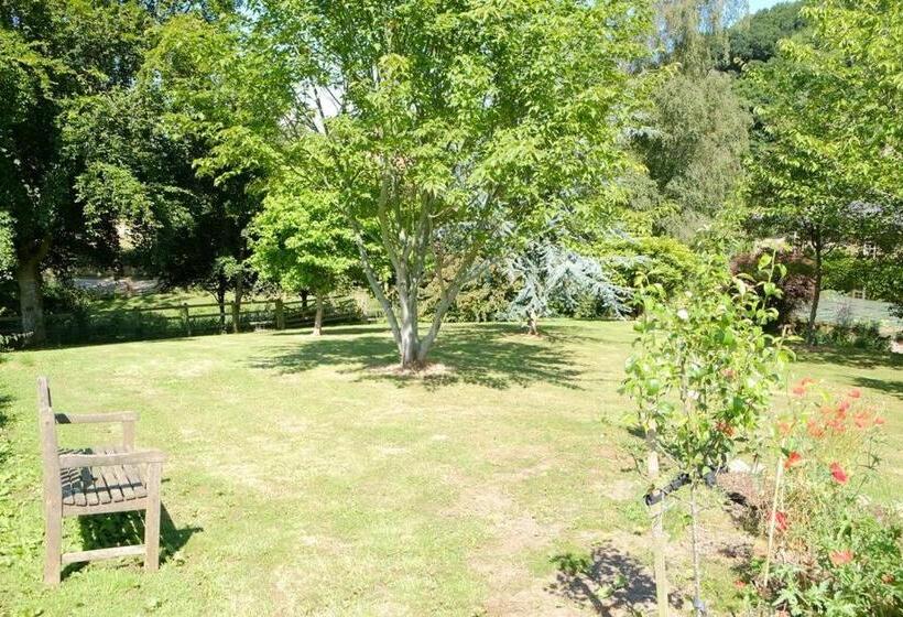 ベッドアンドブレックファースト Bagnell Farm Cottage