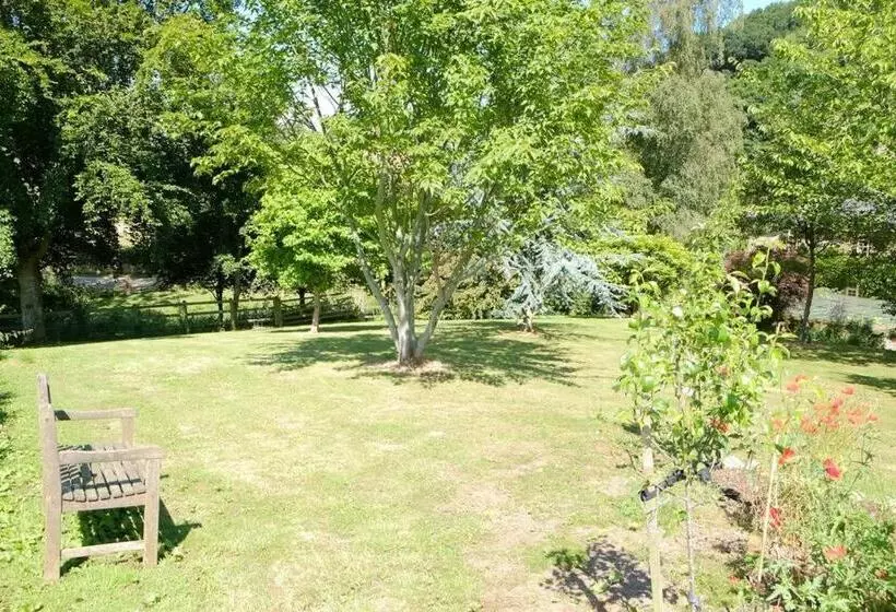 ベッドアンドブレックファースト Bagnell Farm Cottage