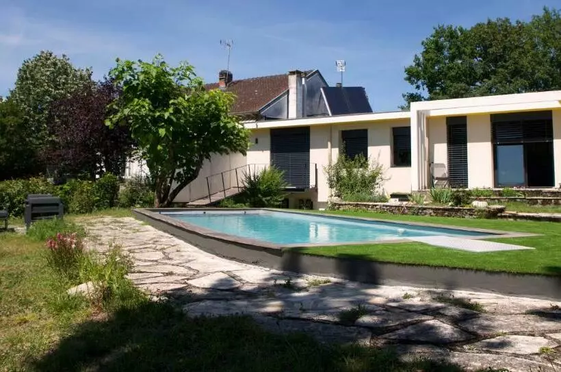 Aamiaismajoitus (B&B) Chambre Beausejour