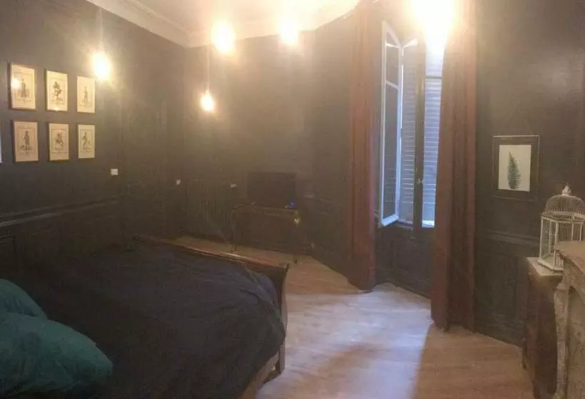 ベッドアンドブレックファースト Chambre Privée Totalement Indépendante Au Cœur De La Ville