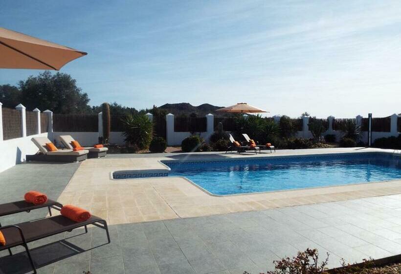 مبيت وإفطار Cortijo Esperanza