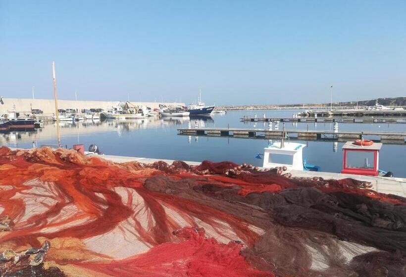 ベッドアンドブレックファースト Sunset Cottage