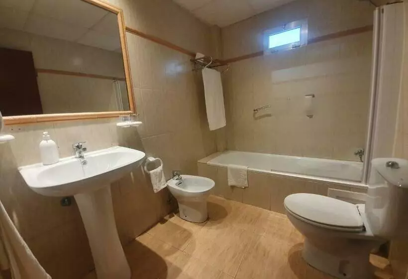 Hotelli Luna Guest Rooms