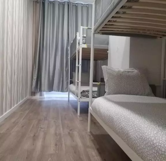 Majestic Hostel Porto