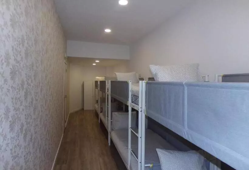 Majestic Hostel Porto