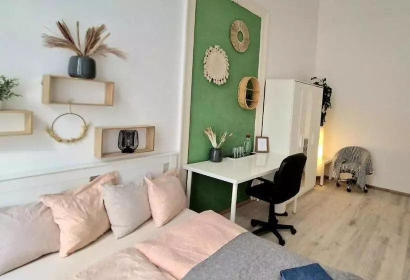 ペンション Gellerico Rooms At Rákóczi Square