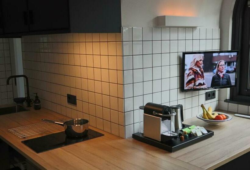 Pensjonat Overnachten In De Oude West Indiëschool