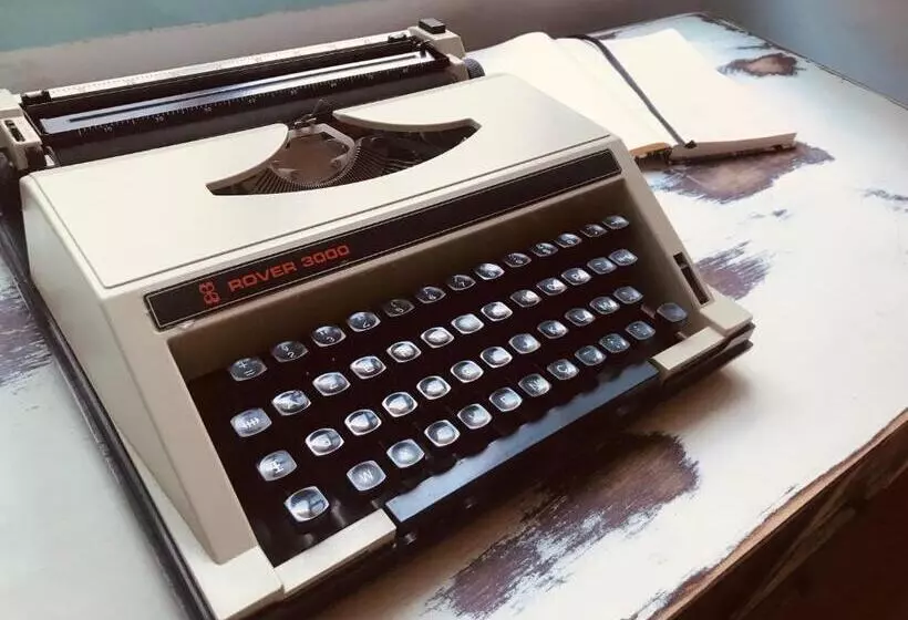 پانسیون The Portuguese Element