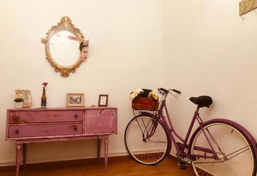 پانسیون The Portuguese Element