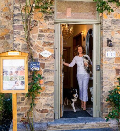 تختخواب و صبحانه Le Jardin Des Secrets