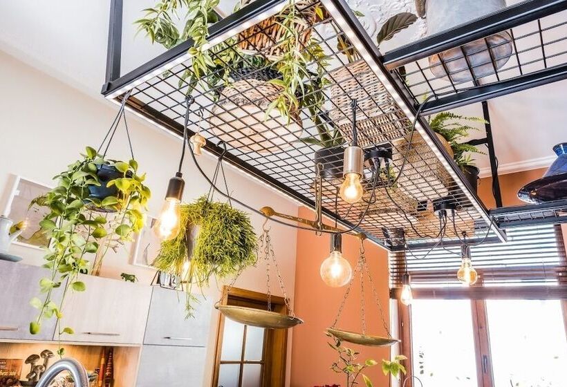 تختخواب و صبحانه Le Jardin Des Secrets