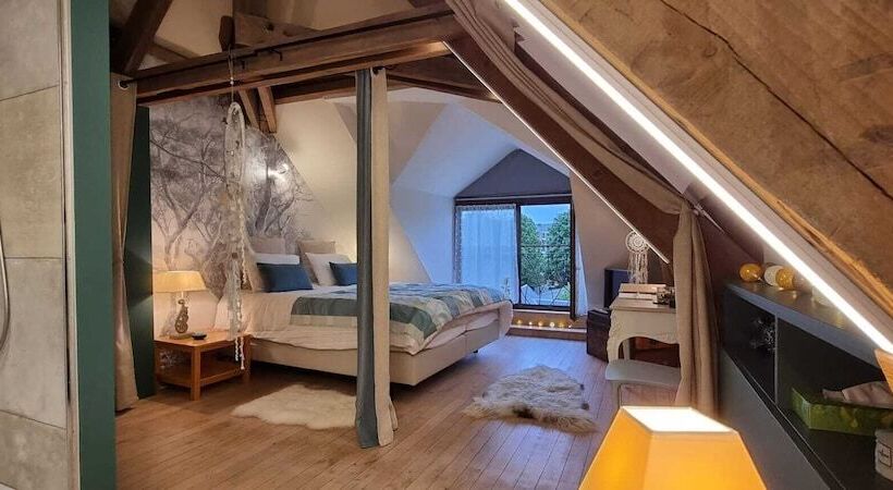 تختخواب و صبحانه Le Jardin Des Secrets