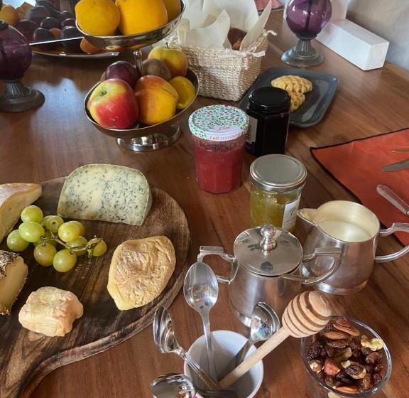 تختخواب و صبحانه Le Jardin Des Secrets