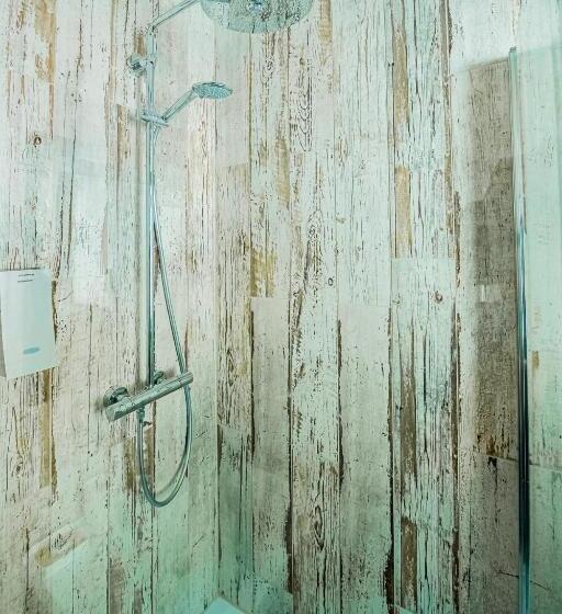 تختخواب و صبحانه Le Jardin Des Secrets