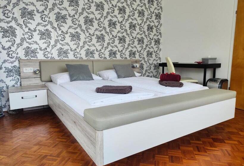 ペンション Alpinpelso