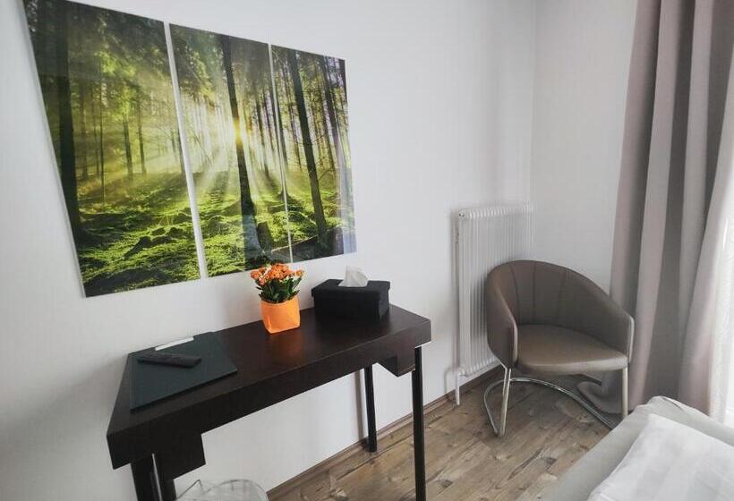 ペンション Alpinpelso