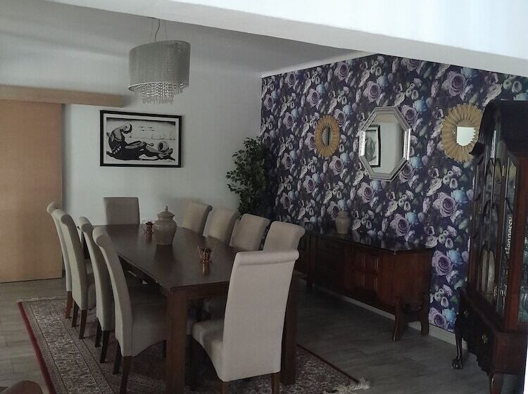 Pension Calla Lily Guesthouse