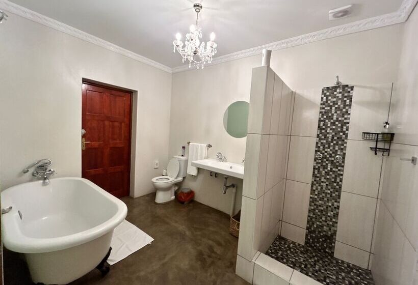 Pension Calla Lily Guesthouse