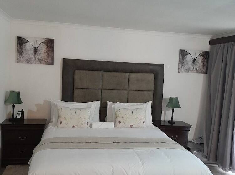 Pension Calla Lily Guesthouse