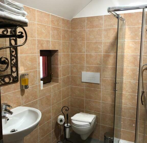 Пансион Four S Palace