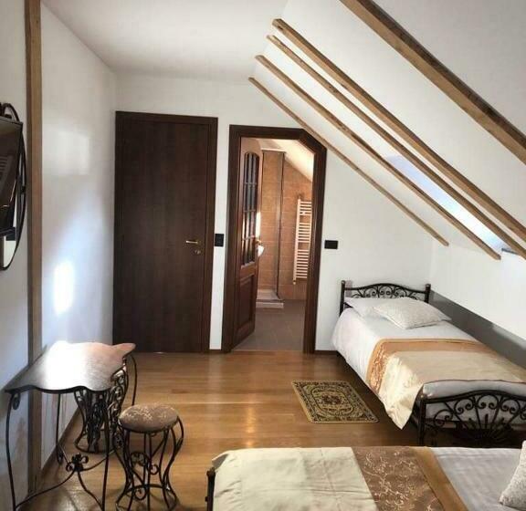 Пансион Four S Palace