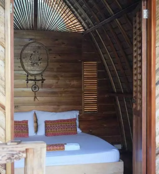 Majatalo Palayan Paradise Huts