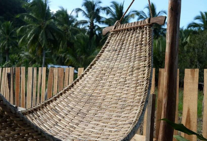 پانسیون Palayan Paradise Huts