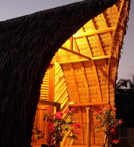 پانسیون Palayan Paradise Huts