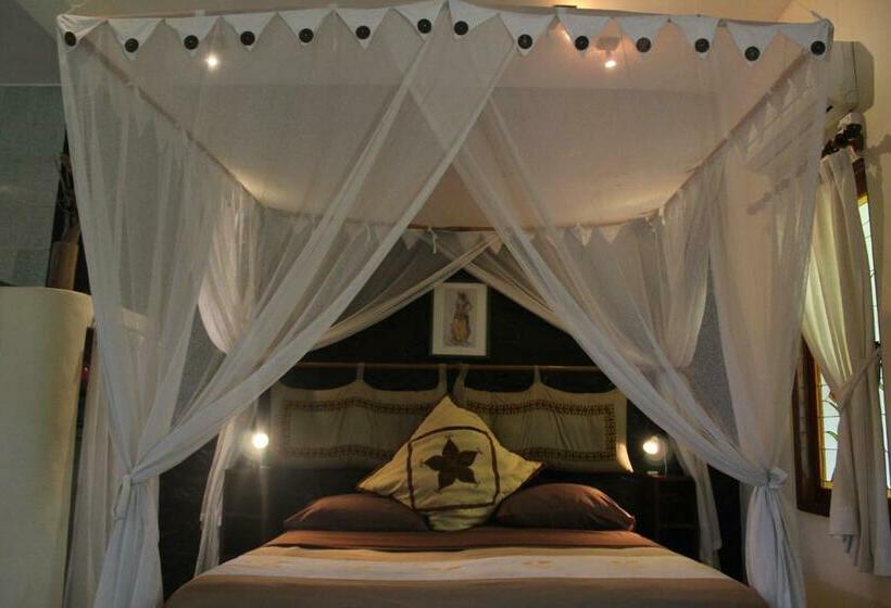 リゾートホテル Arjunabungalows