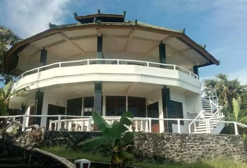 リゾートホテル Arjunabungalows